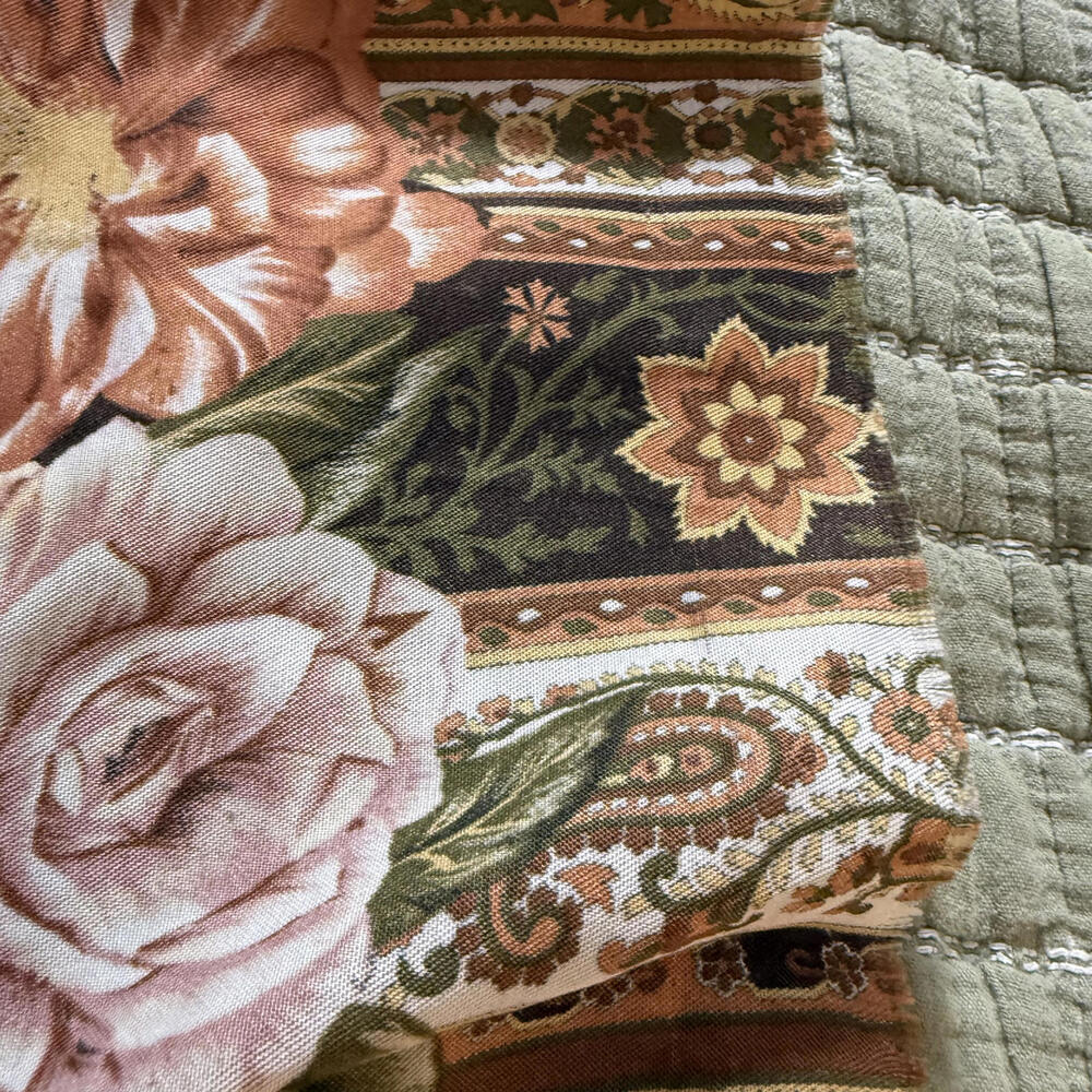 ELAINE GOLD ‎ Gold/Pink Floral 46x46 Square Shawl/Scarf/Wrap Boho Cottage Core